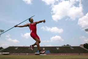 2026世界盃門票-王者归来！詹姆斯瑞士引爆全场，观众疯狂